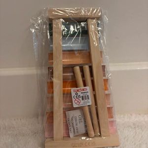 Black ItemWooden xylophone